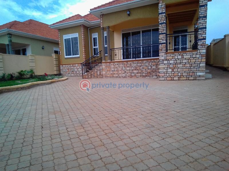 4 bedroom Villa For Sale Kisaasi Kampala Central - 0