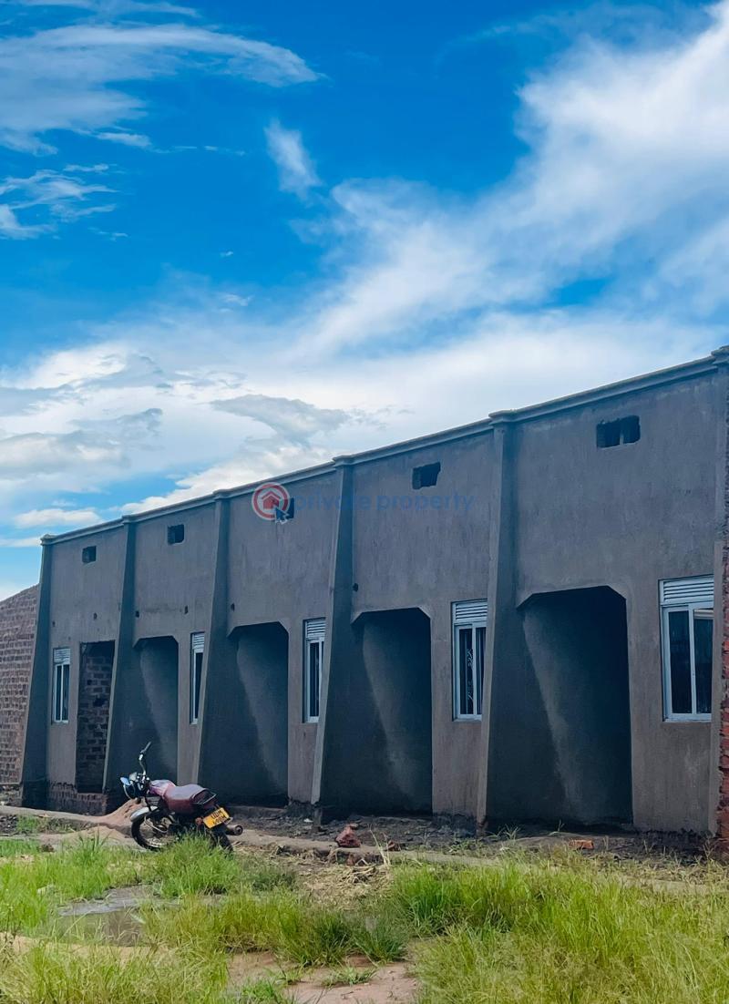 1 bedroom Commercial Property For Sale Majije Gayaza Wakiso Central - 0