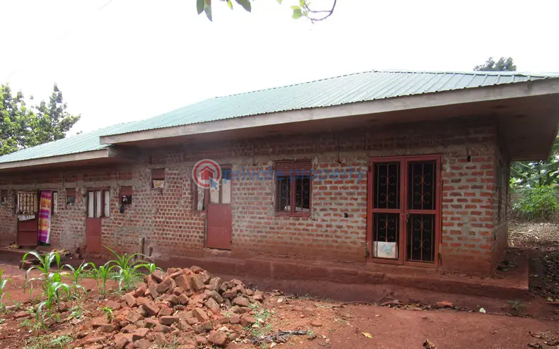 8 bedroom Apartment For Sale Jinja Eastern - 0