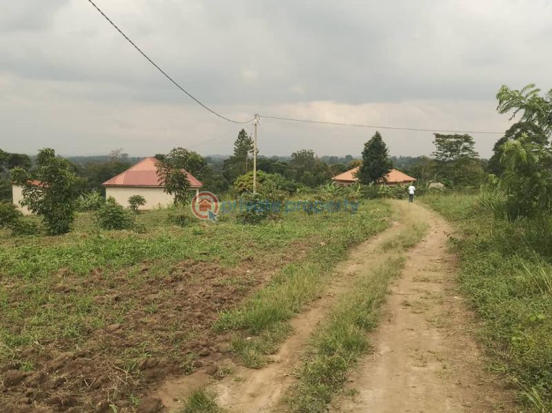 Land For Sale Kyanja Road Kisaasi Kampala Central - 0